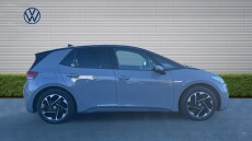 Volkswagen ID.3 150kW Family Pro Performance 58kWh 5dr Auto Electric Hatchback